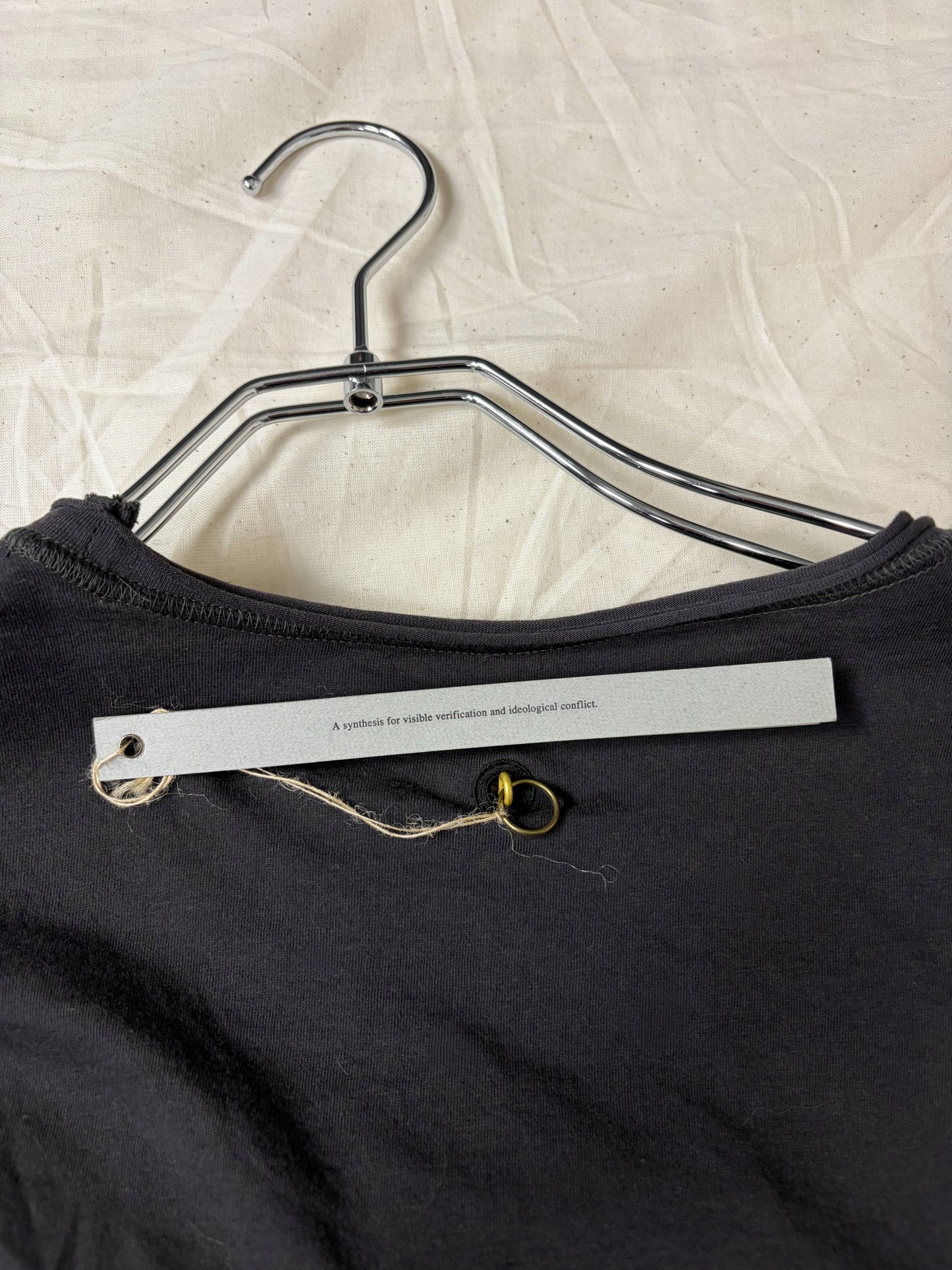 MODULAR WRAP LONGSLEEVE T-SHIRT