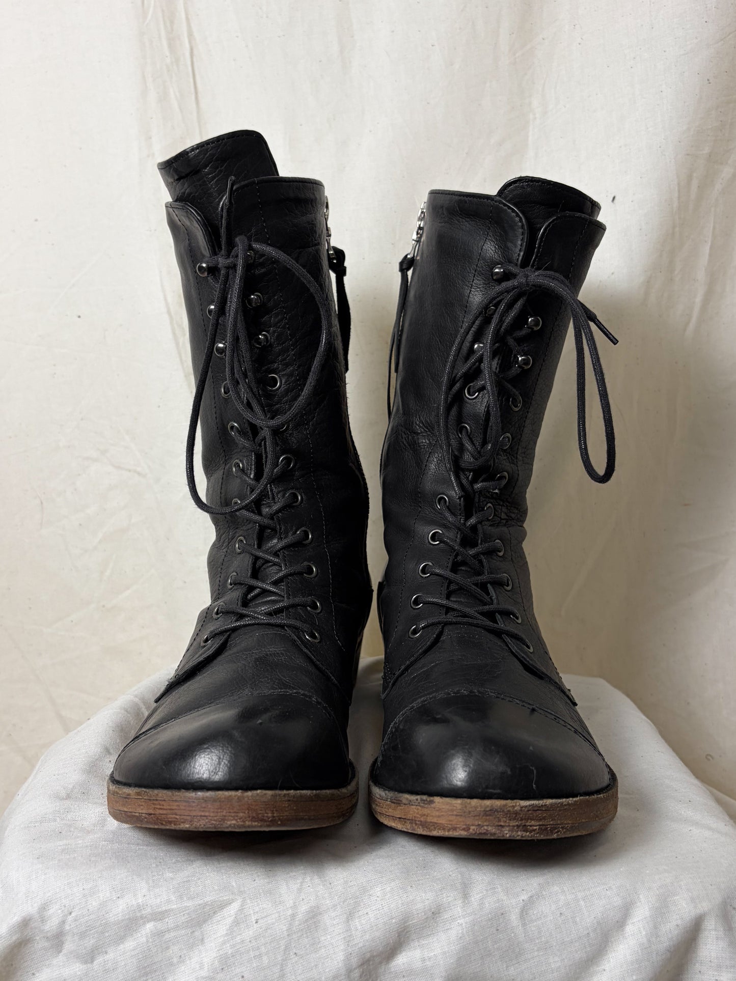 EARLY 2000s LEATHER COMBAT BOOTS