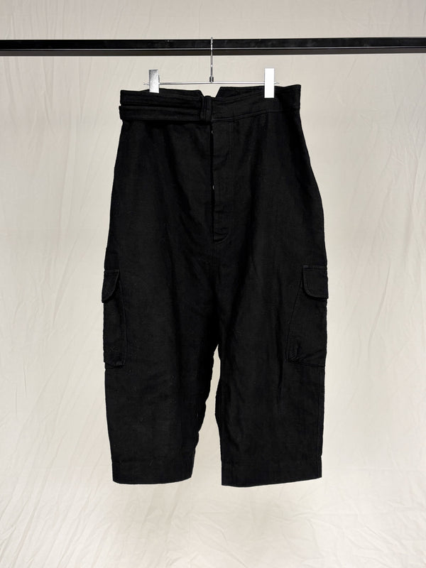 DROP-CROTCH CROPPED CARGO PANTS