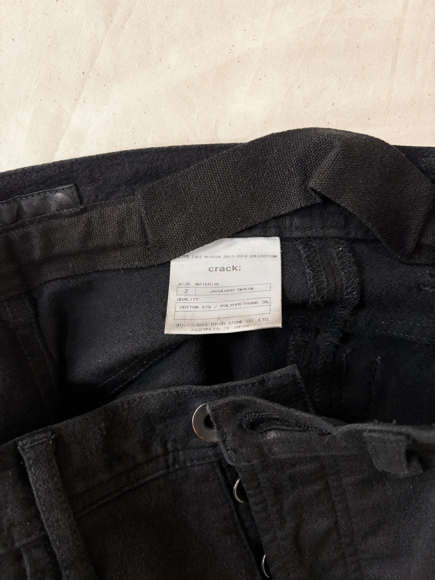 A/W 2013-2014 CRACK” J-CUT JEANS