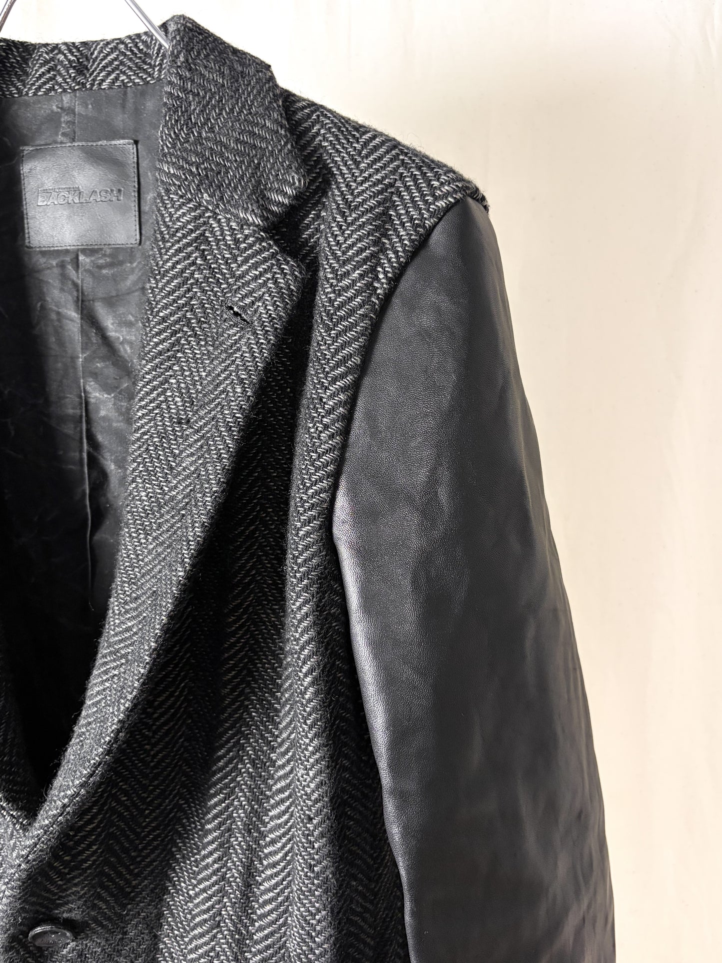 HYBRID HERRINGBONE LEATHER BLAZER
