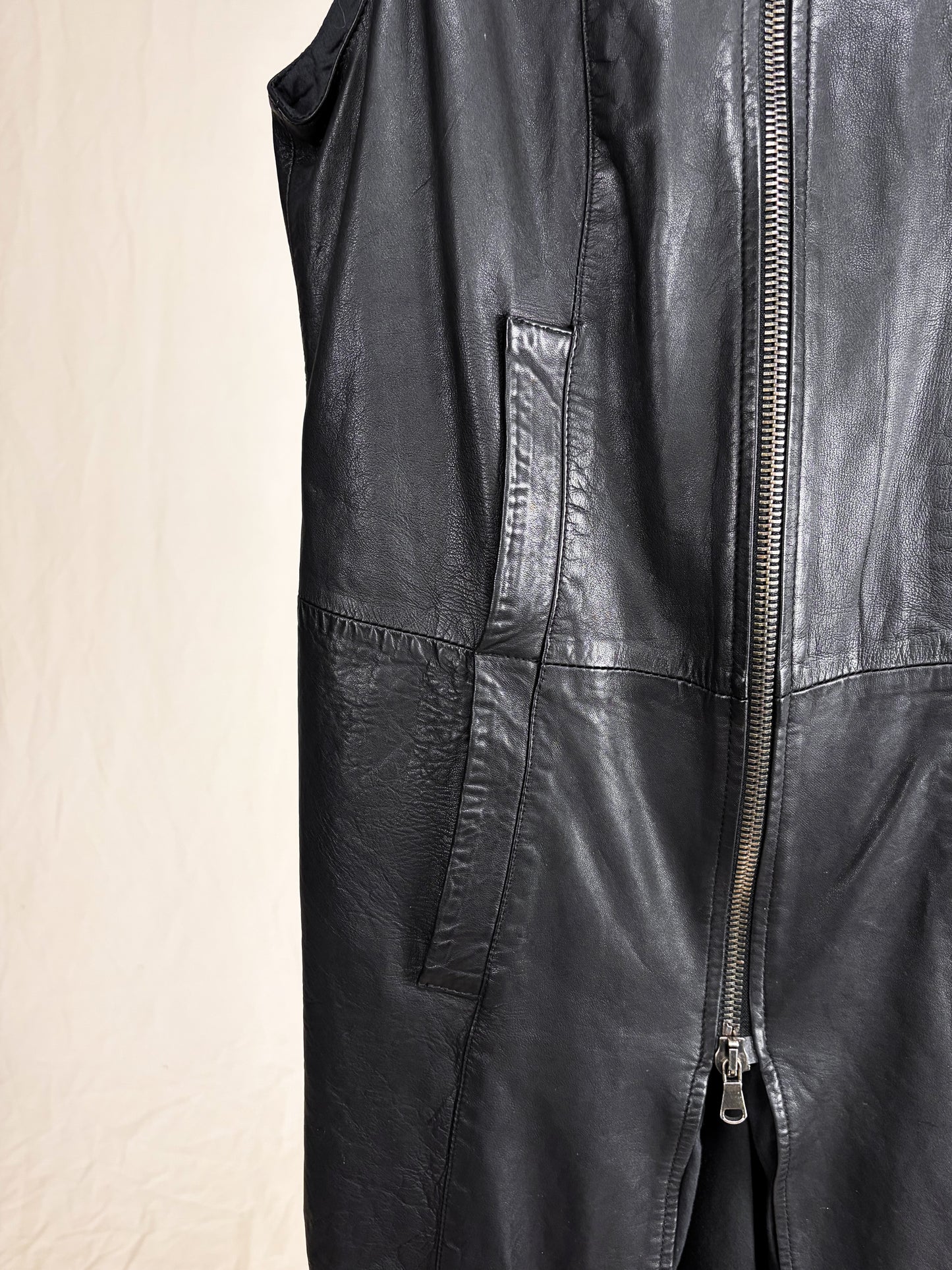 LAYERED LEATHER ZIP-UP SLEEVELESS DRESS