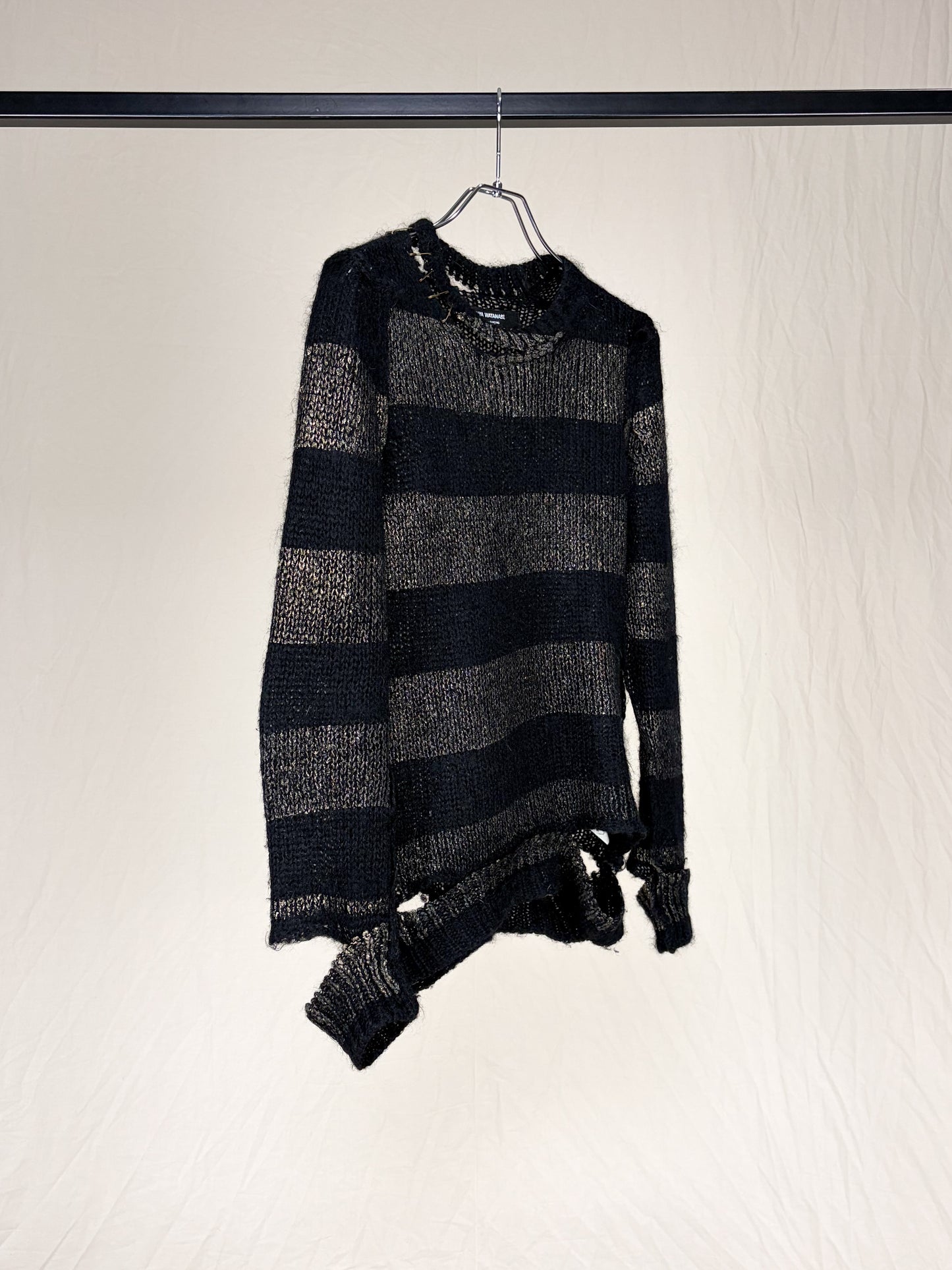 A/W2006 DISTRESSED SAFETY PIN STRIPED WOOL KNIT