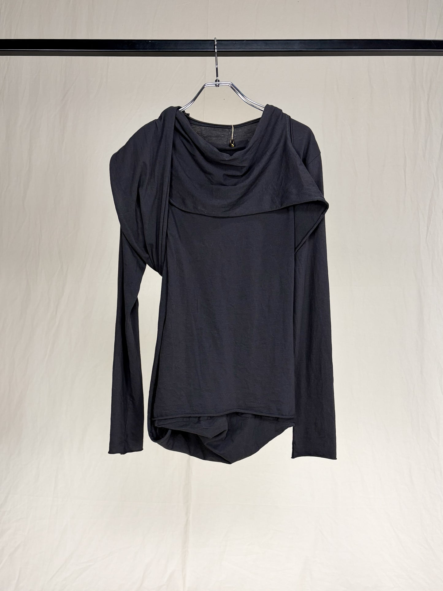 MODULAR WRAP LONGSLEEVE T-SHIRT