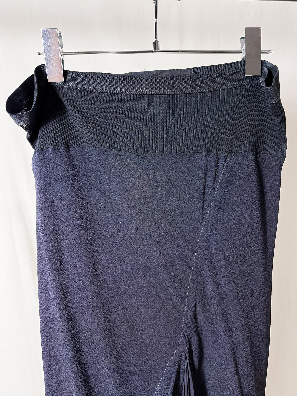EARLY 2000s MAXI SKIRT
