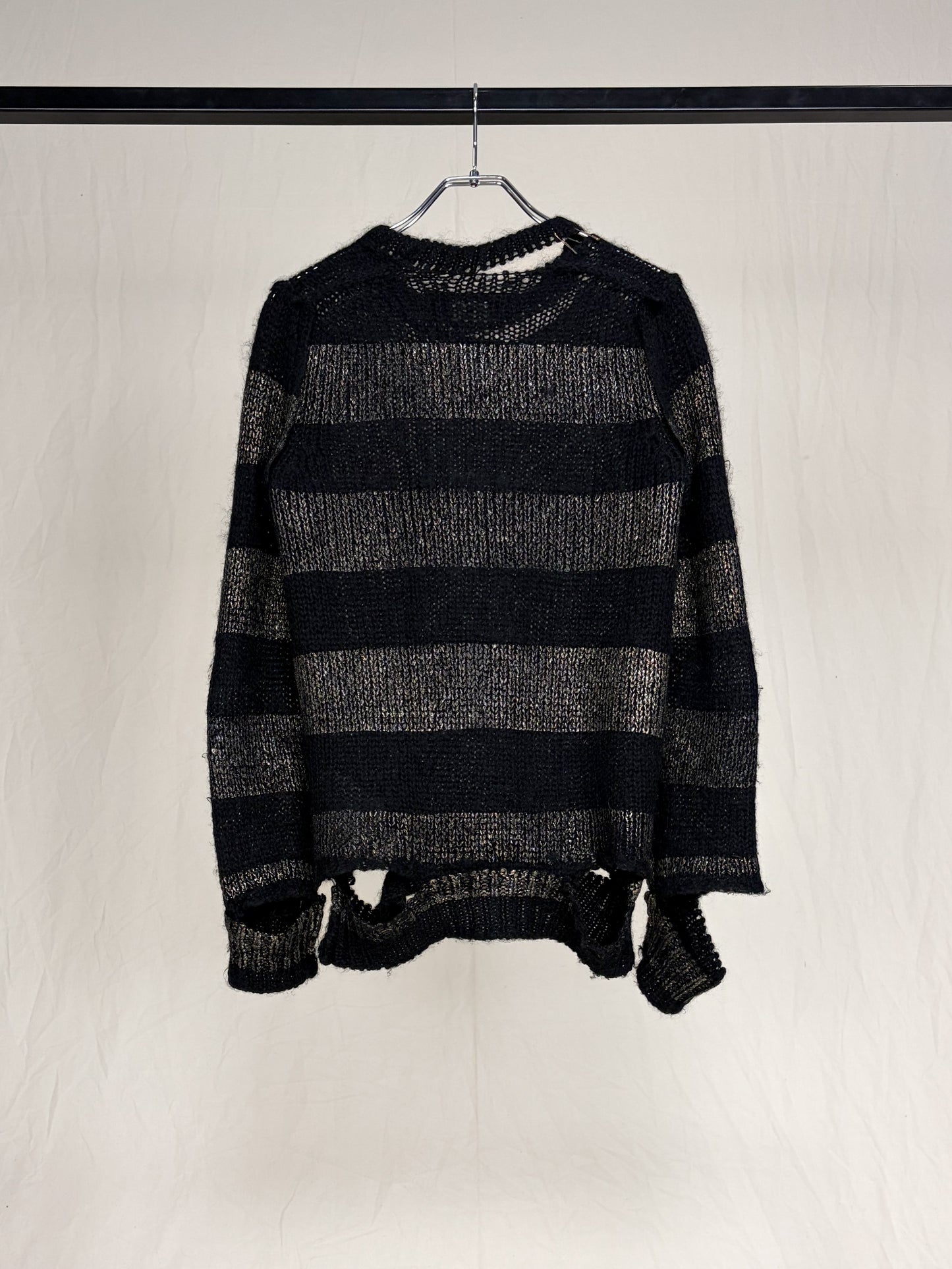 A/W2006 DISTRESSED SAFETY PIN STRIPED WOOL KNIT