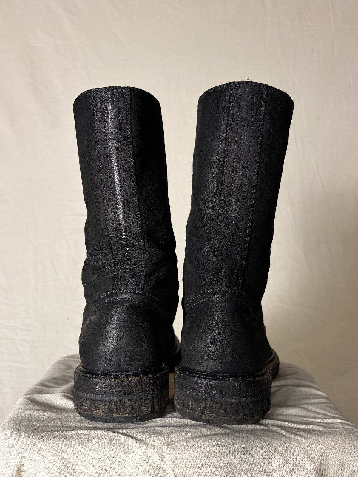 “WILLY A.” DOUBLE FRONT ZIP LEATHER BOOT