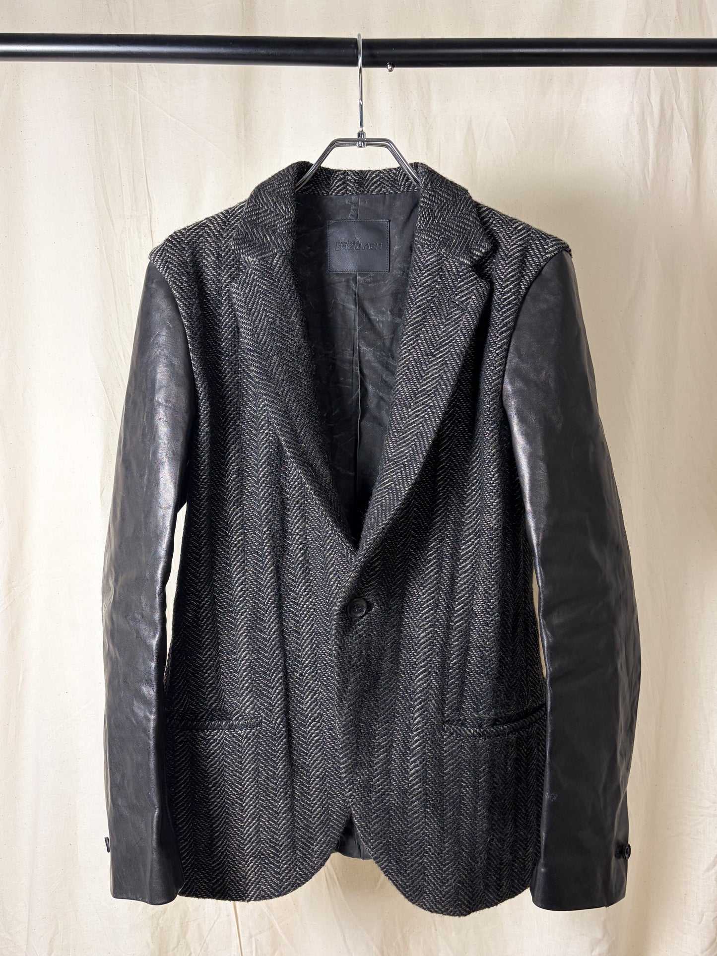 HYBRID HERRINGBONE LEATHER BLAZER