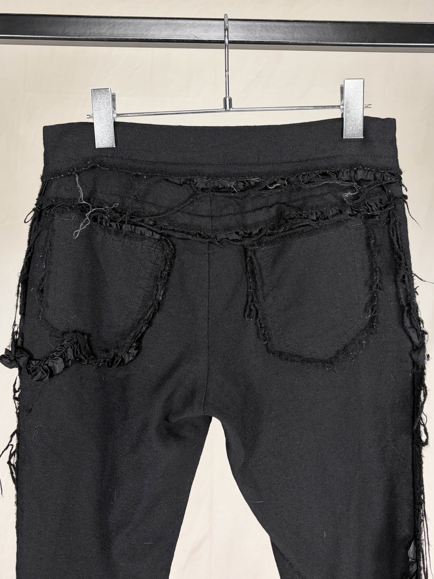 TRICOT A/W 2004 DISTRESSED WOOL CAPRIS