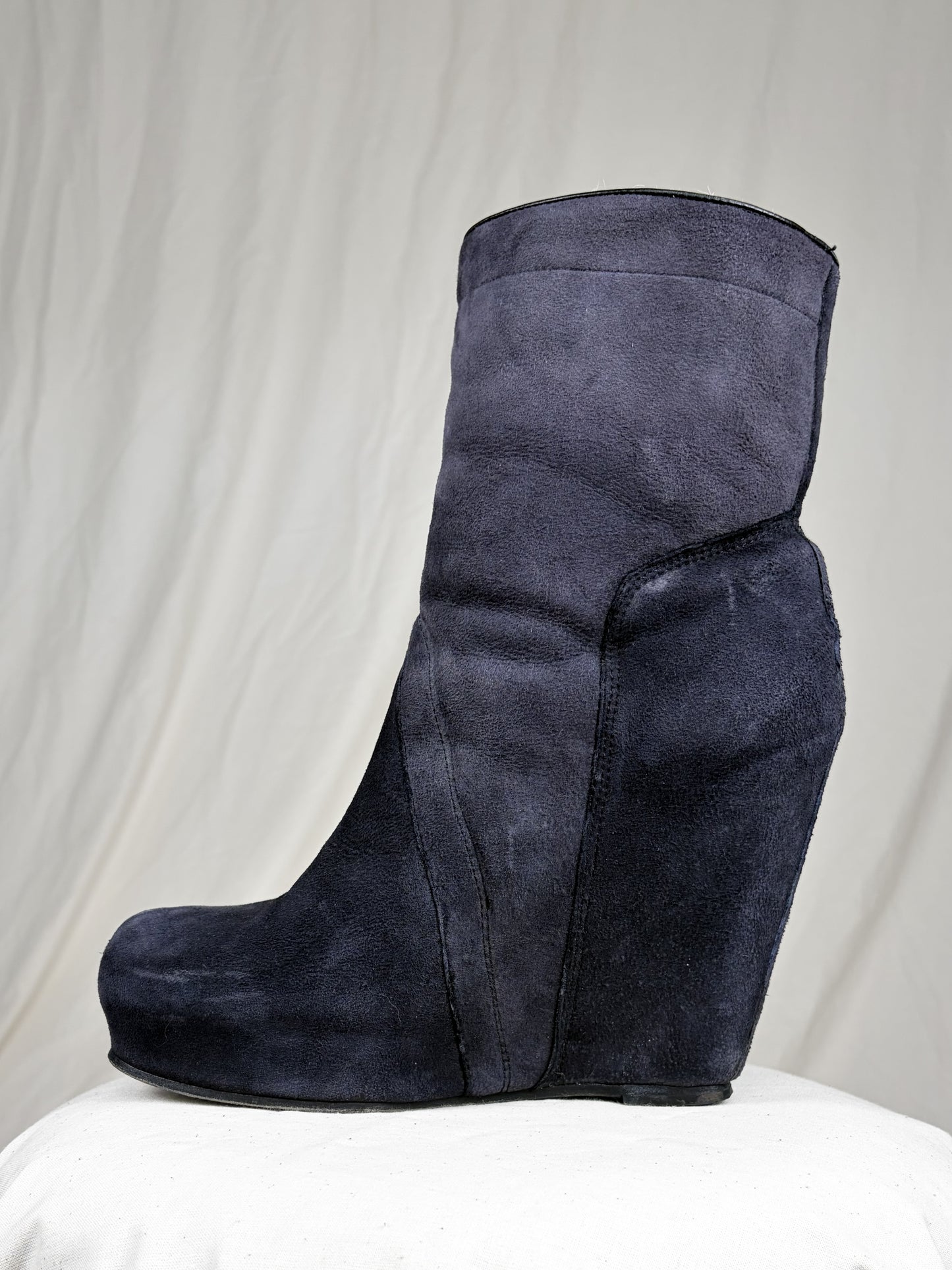 A/W 2011 “LIMO” SUEDE SHEARLING-LINED WEDGE BOOTS