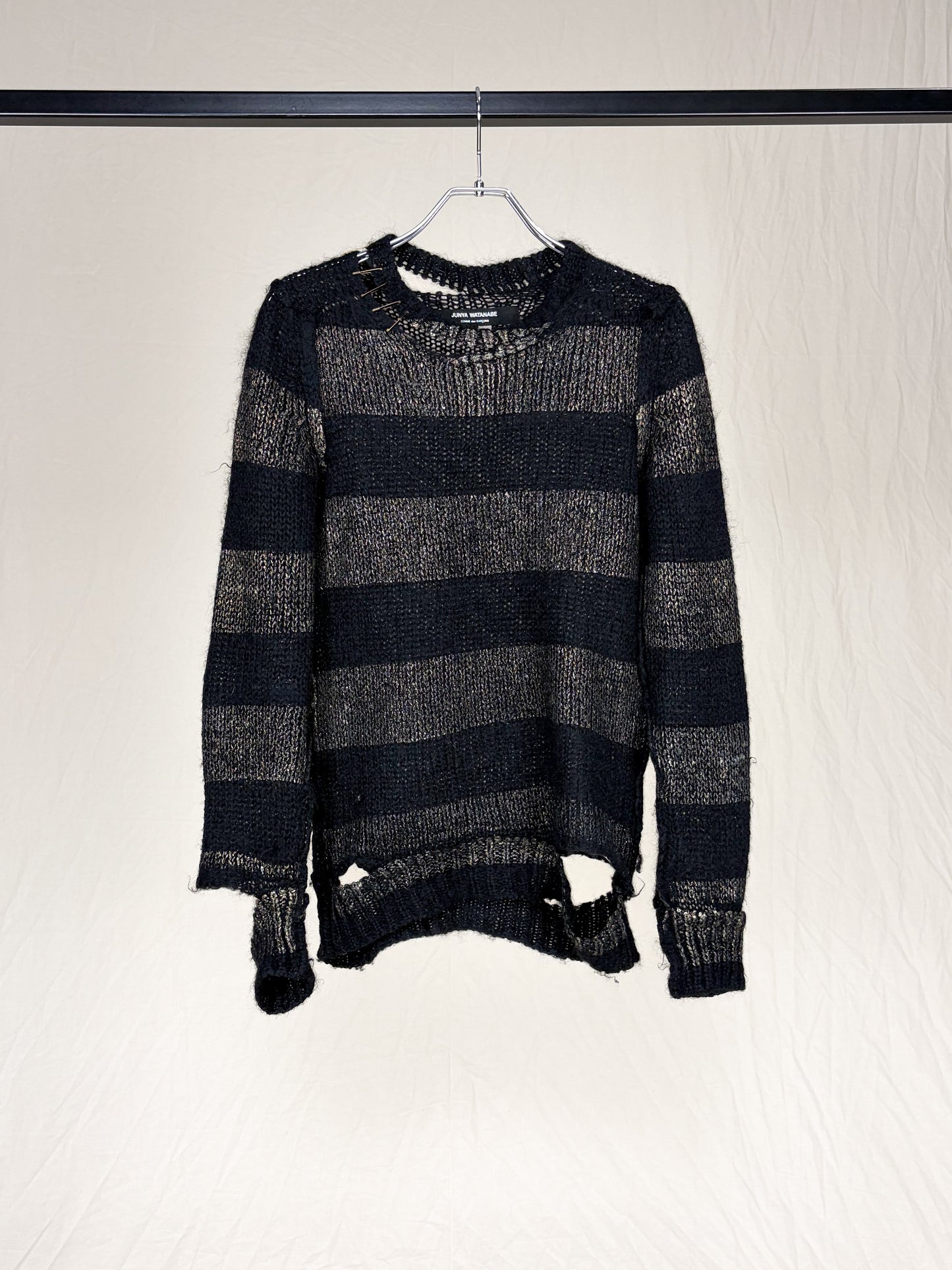A/W2006 DISTRESSED SAFETY PIN STRIPED WOOL KNIT