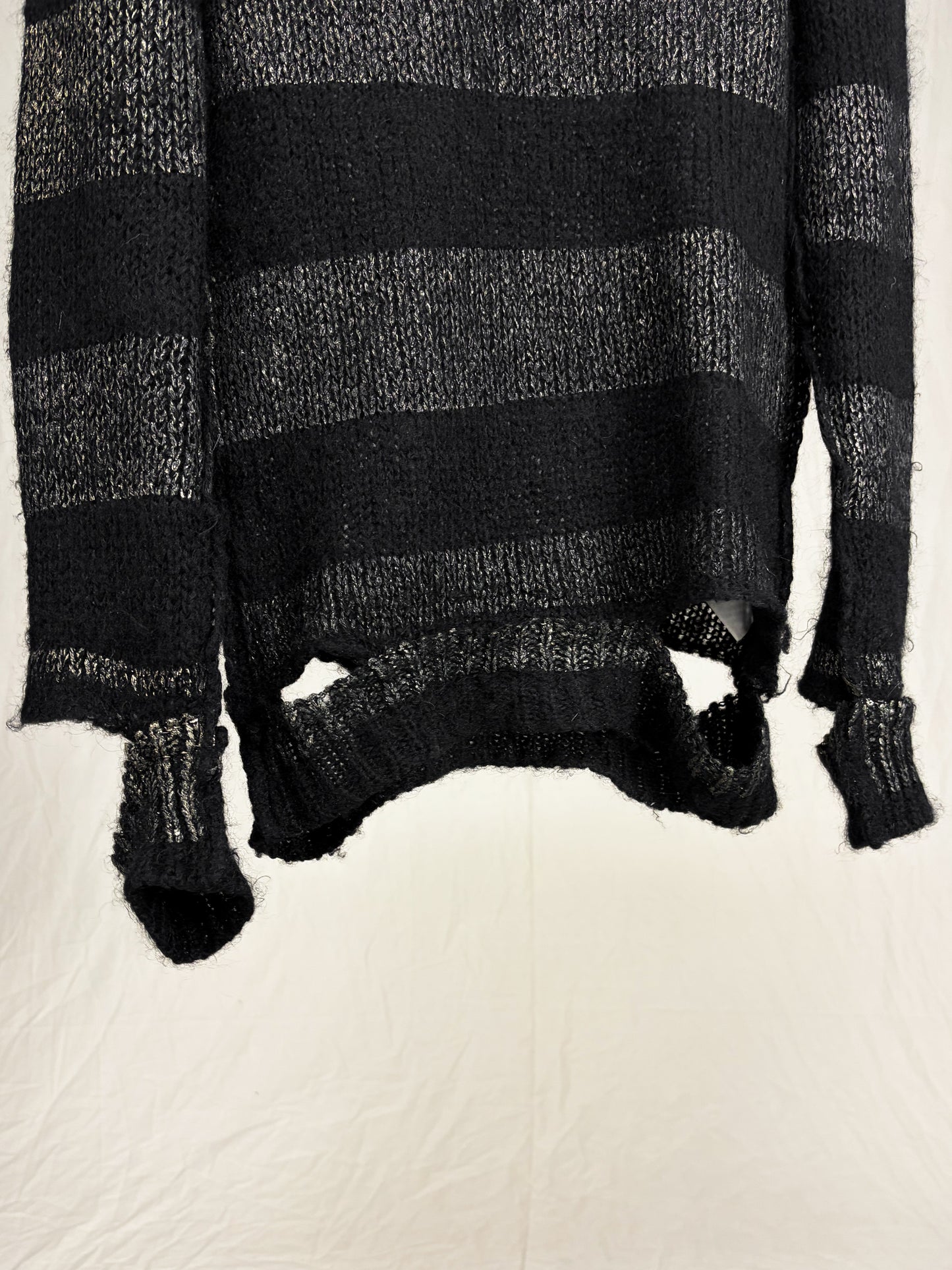 A/W2006 DISTRESSED SAFETY PIN STRIPED WOOL KNIT