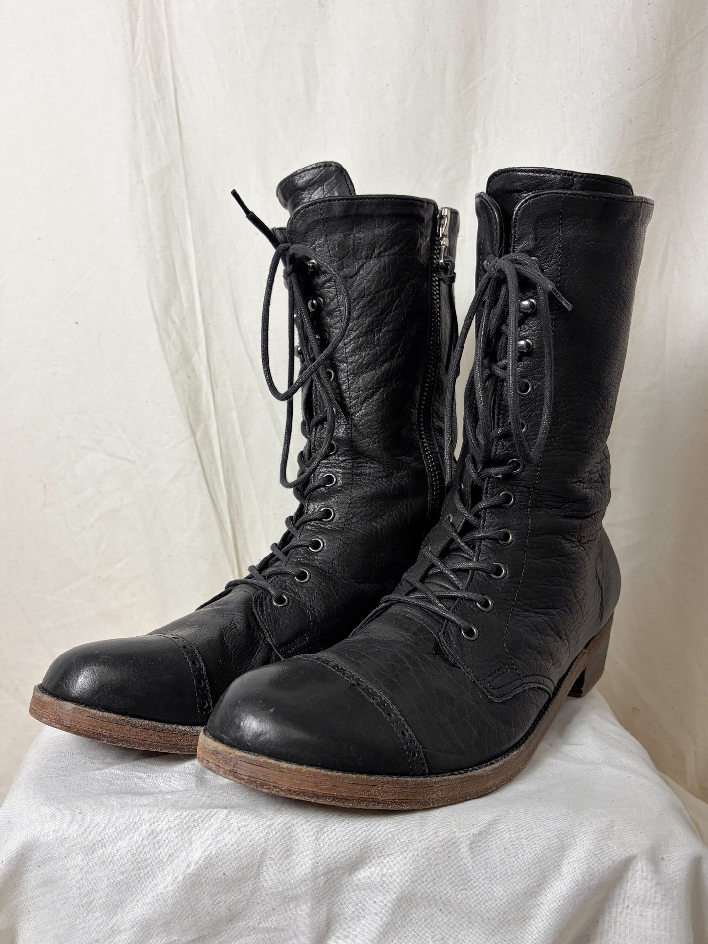 EARLY 2000s LEATHER COMBAT BOOTS
