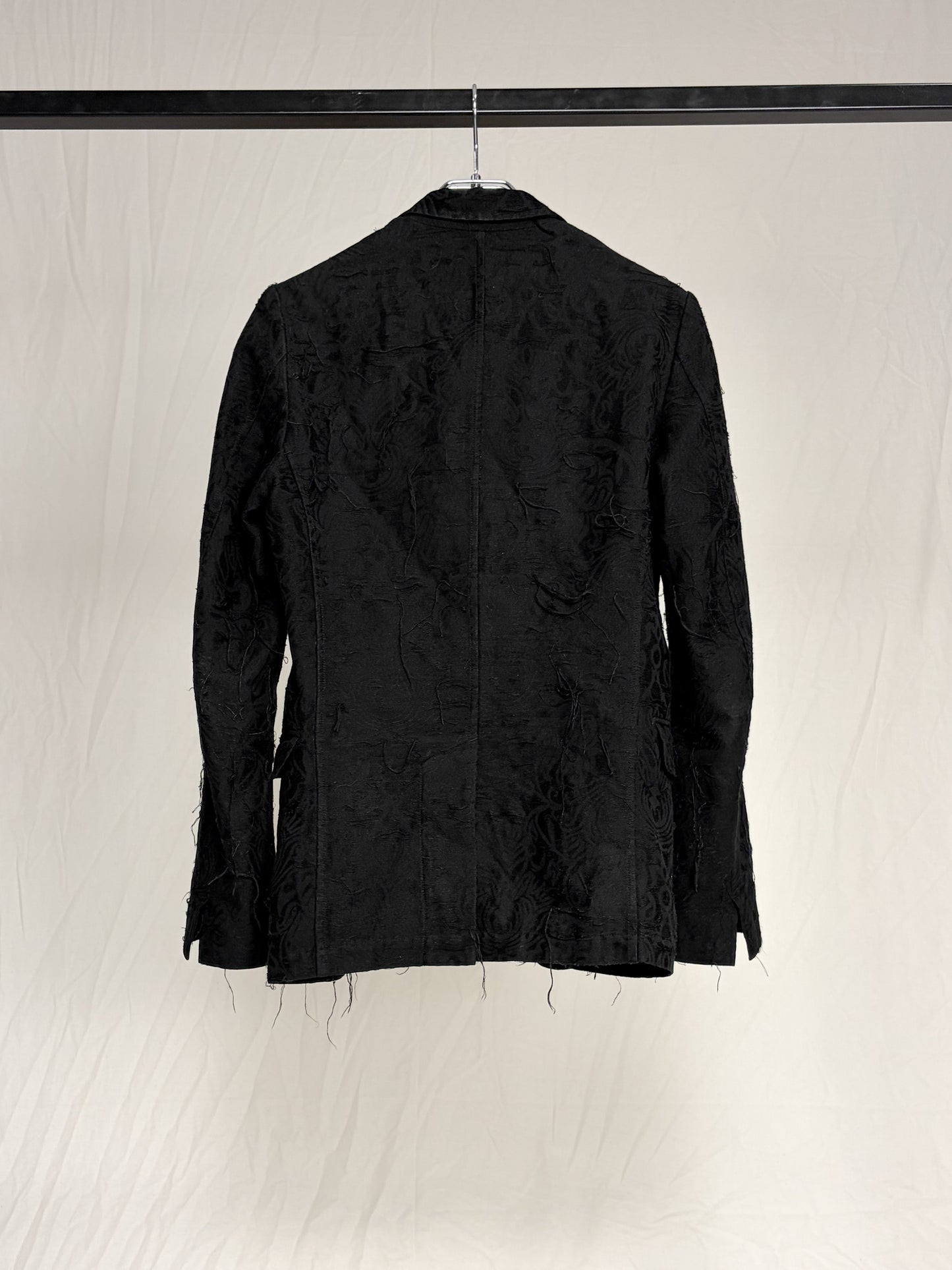 FLORAL DISTRESSED BLAZER